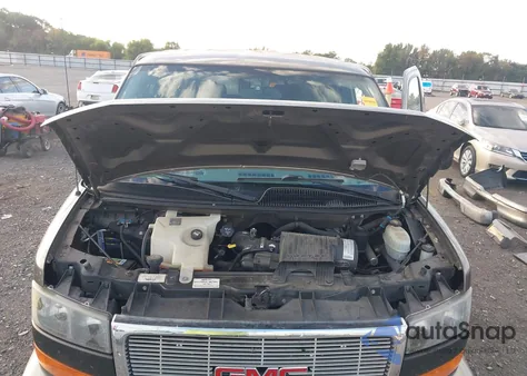 2004 GMC Savana Upfitter из США, поврежденный, VIN 1GDFG15TX41234530